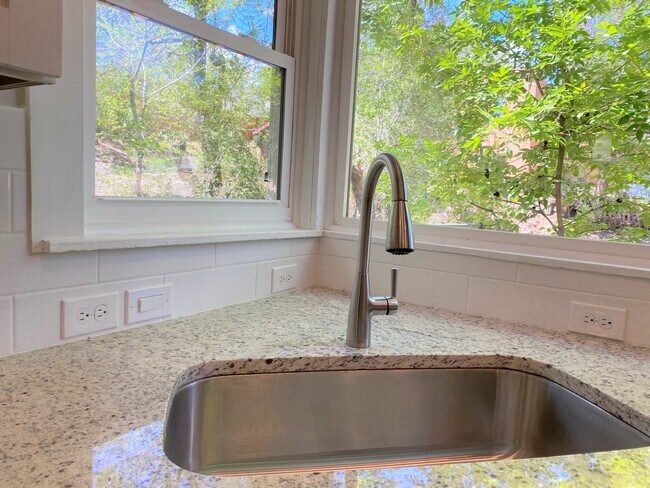 Kitchen Sink - 618 W Pikes Peak Ave