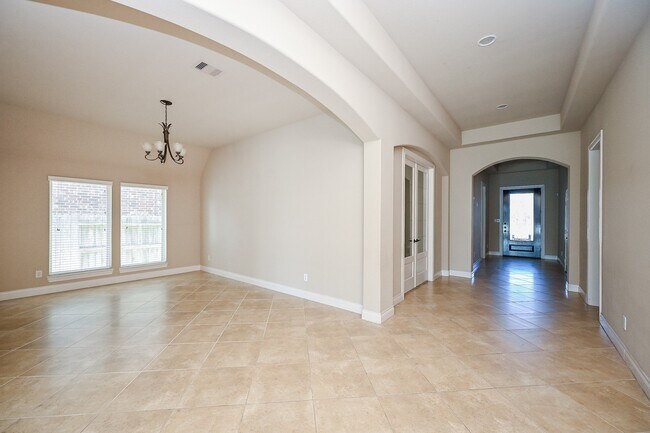 Building Photo - 17135 Chalmers Cl Ct