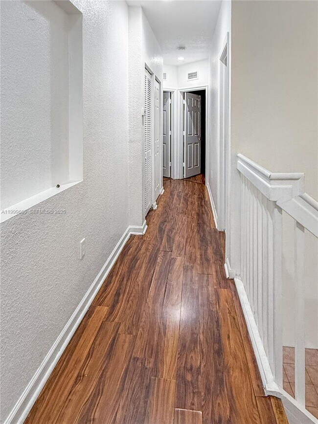 Building Photo - 2579 SW 85th Ave