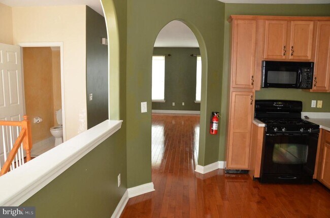 Building Photo - 17 Dogwood Ln