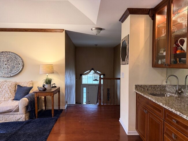 Building Photo - 1804 Crenshaw Cir