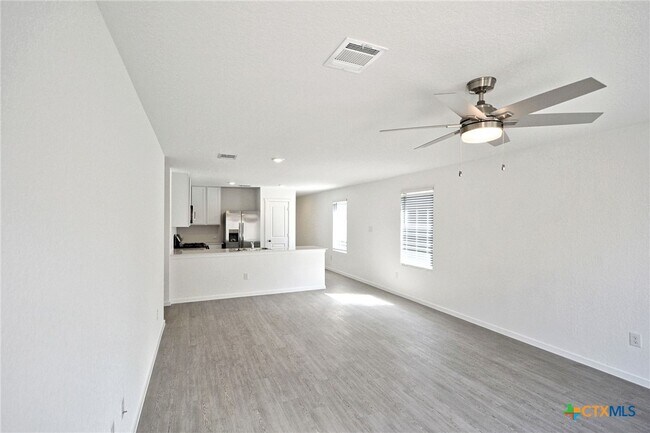 Building Photo - 429 Payton Pl