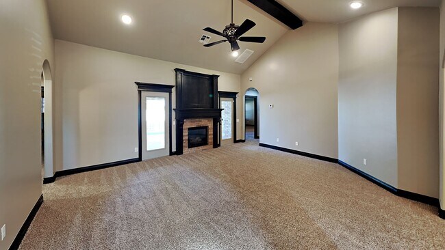 Building Photo - Very Nice 3 bedroom 2 bath home in Edmond schools