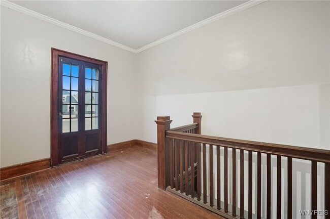 Building Photo - 449 Bird Ave