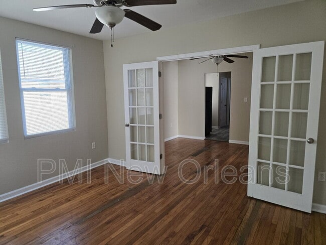 Building Photo - 3875 Pauger St