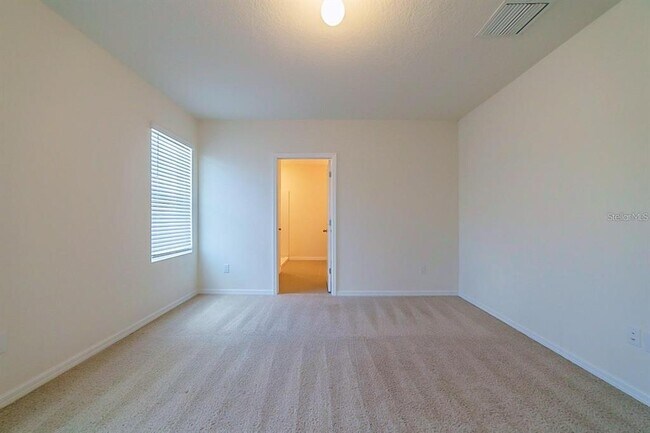 Building Photo - 7976 Pelican Reed Cir