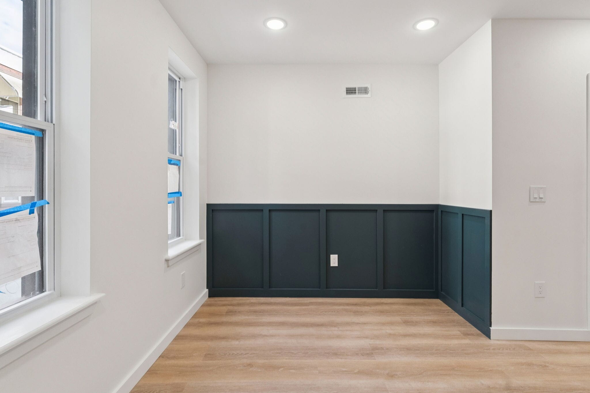 Living room - 1544 S Bambrey St