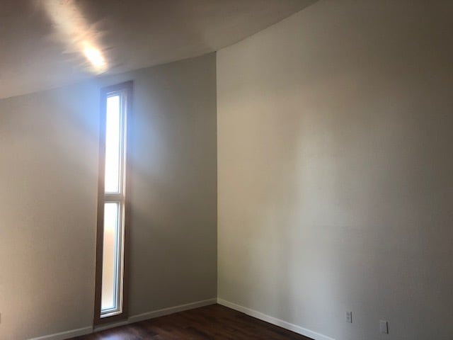 Building Photo - 515 E 14th N St