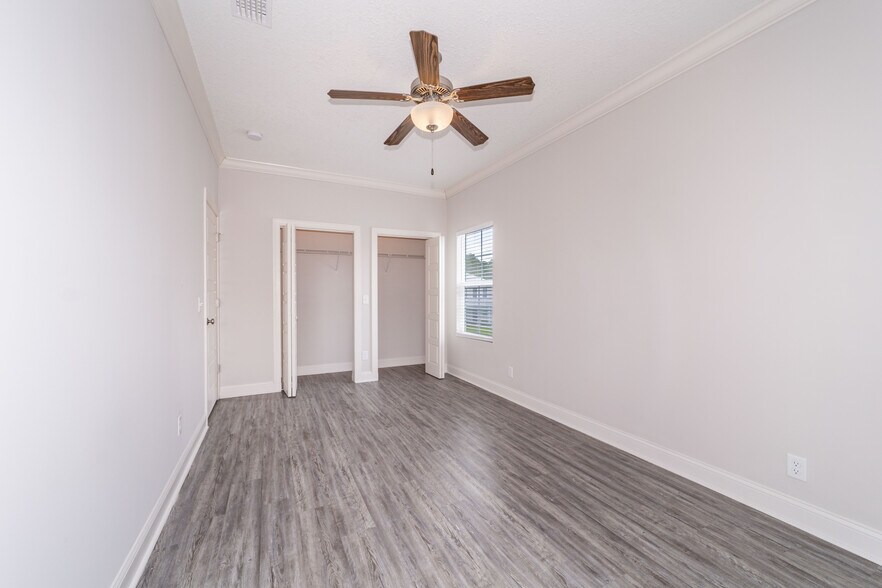 Building Photo - 155 Promenade Pl