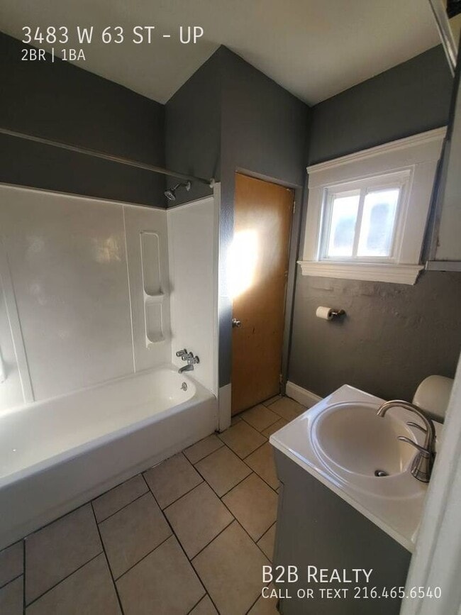 Building Photo - 3483 W 63rd St