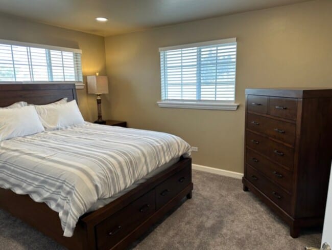 Building Photo - 16600 E Arapahoe Rd