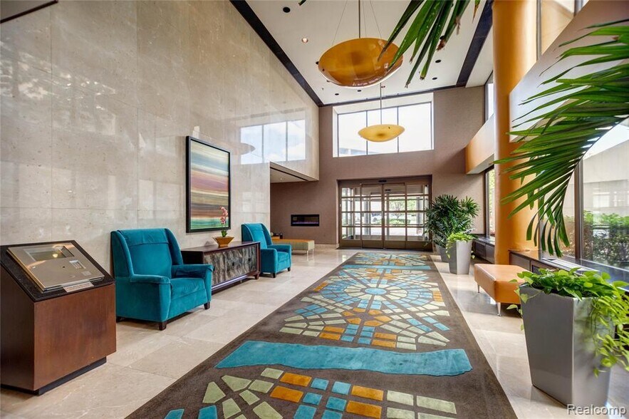 Building Photo - 300 Riverfront Dr