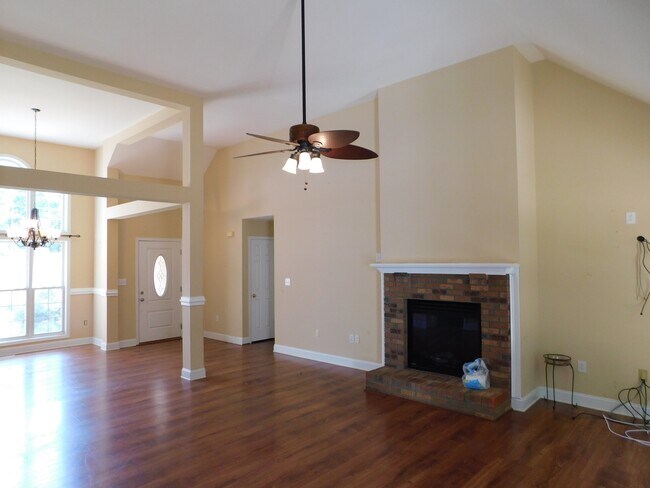 Building Photo - 235 Harbor Landing Dr