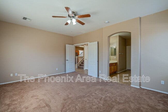 Building Photo - 44299 W Oster Dr