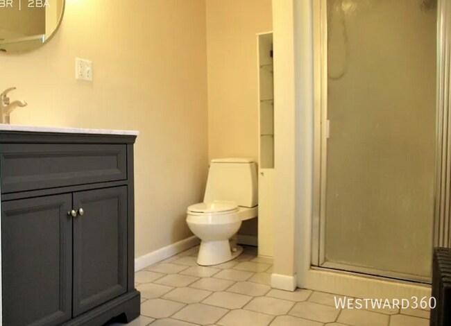 Building Photo - 420 N Marion St