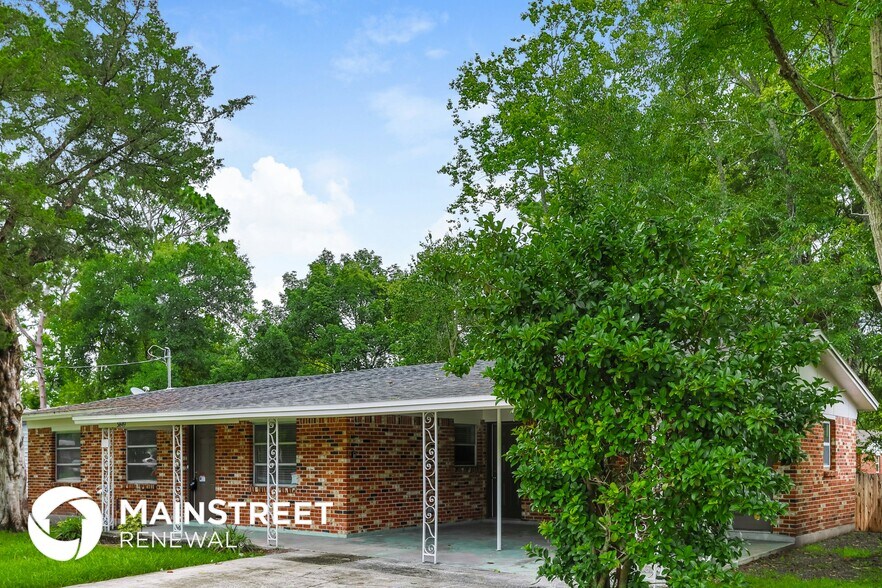 Building Photo - 5849 Wending Dr