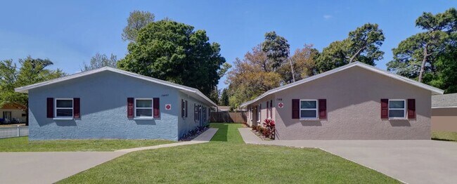 Building Photo - 5345 Laurel Pl