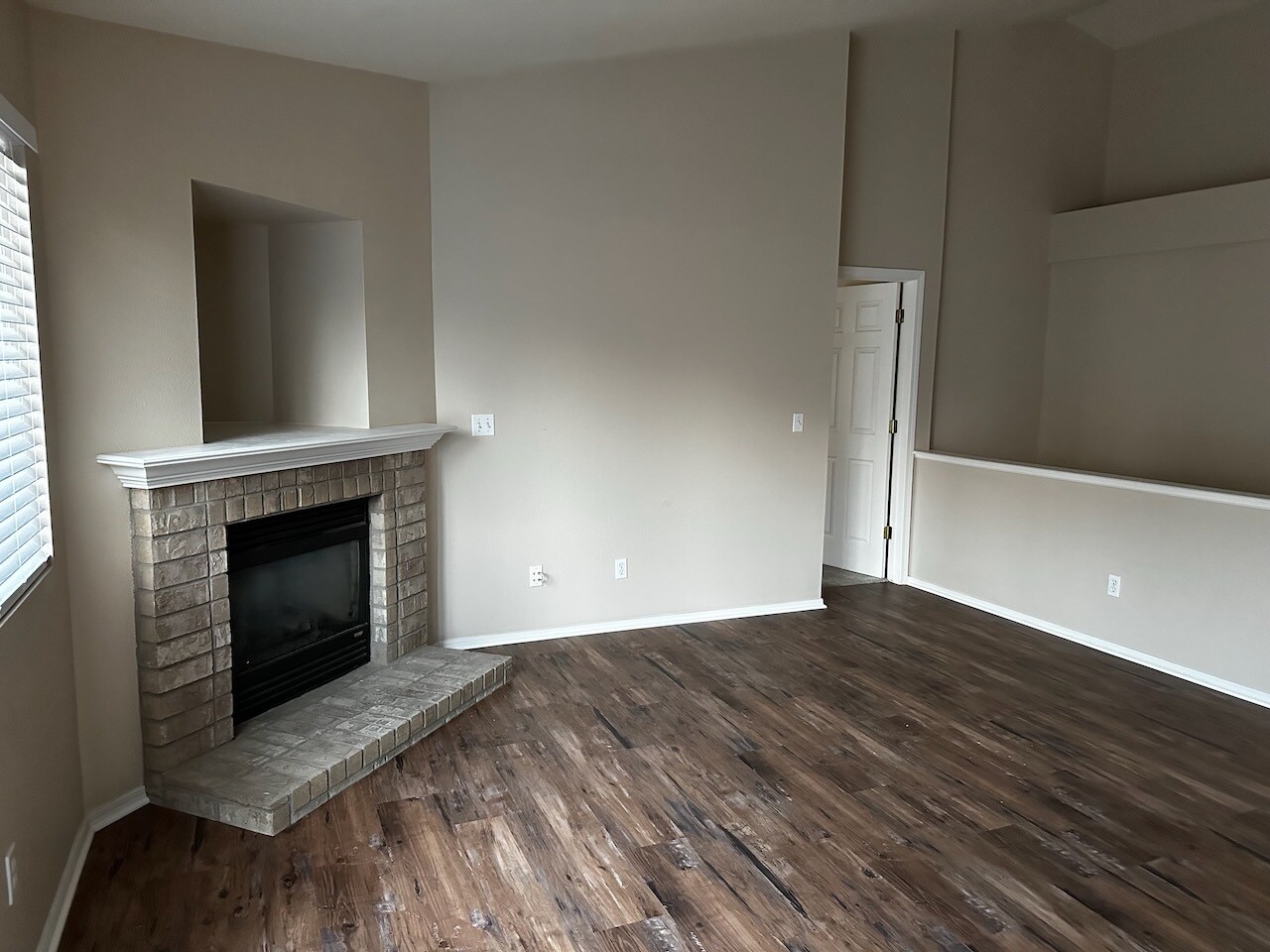 Living Room - 4540 Bridle Pass Dr