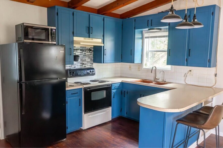 Building Photo - 381 Timberline Trail