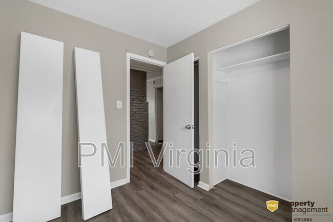 Building Photo - 8109 Diggs Rd
