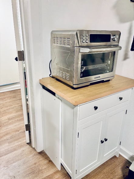 Building Photo - 13623 8th Ave SW