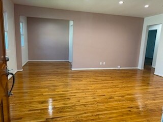 living & dining area - 444 N Hollywood Way