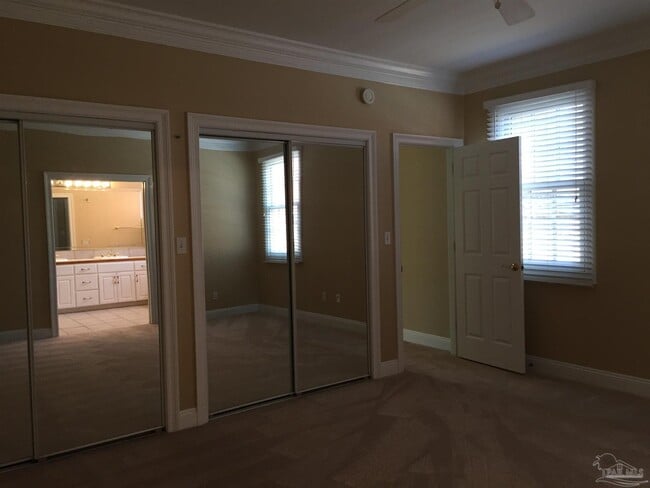 Building Photo - 210 E Government St