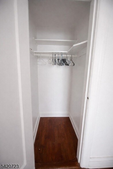 Building Photo - 112 Lincoln St