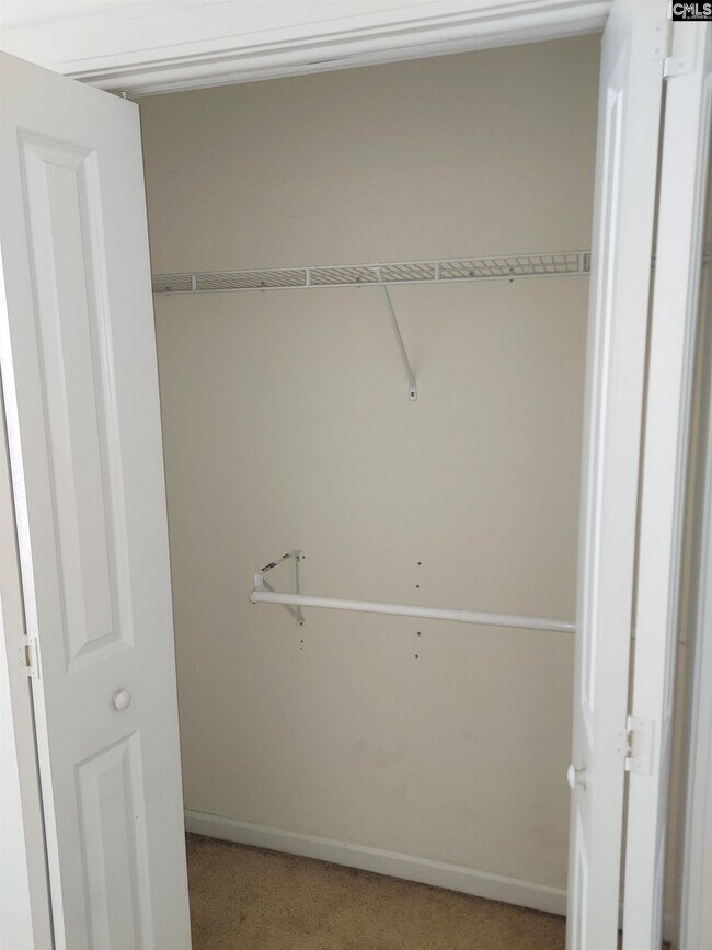 Building Photo - 203 Eagle Park Dr
