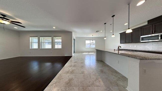 Building Photo - 10127 Tuscan Sun Ave