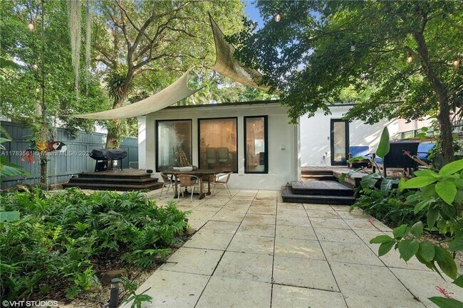 Building Photo - 3794 Irvington Ave