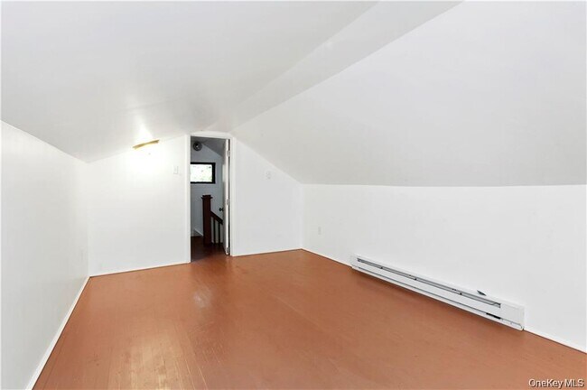 Building Photo - 4 1st St