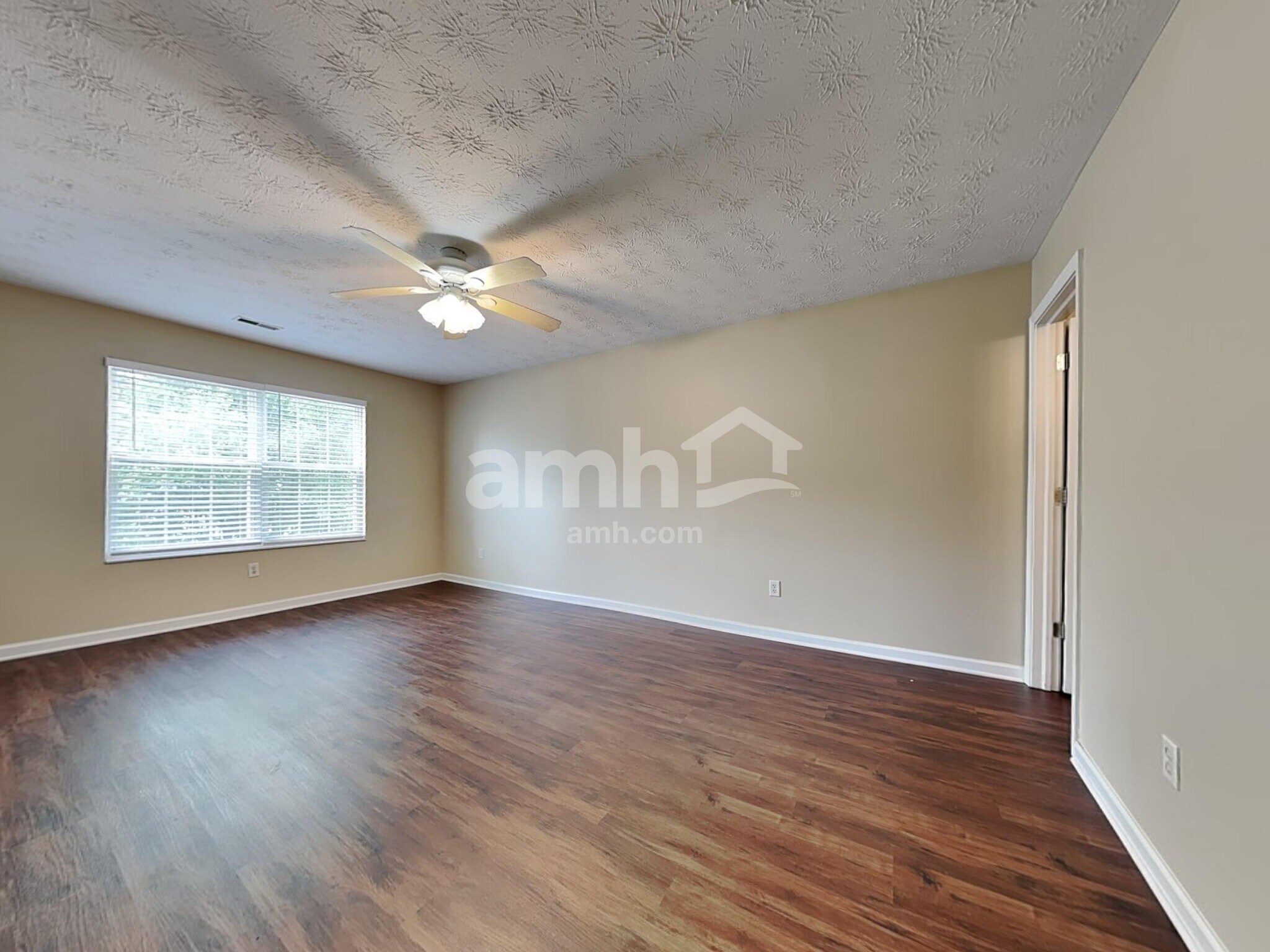 Building Photo - 1291 Shannon Ln