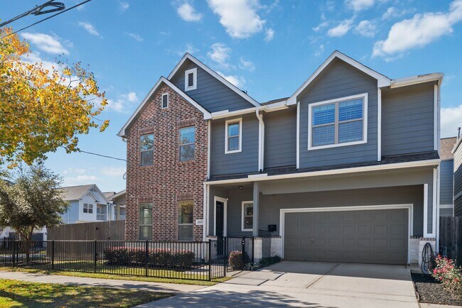 Building Photo - 2607 Nicholson St