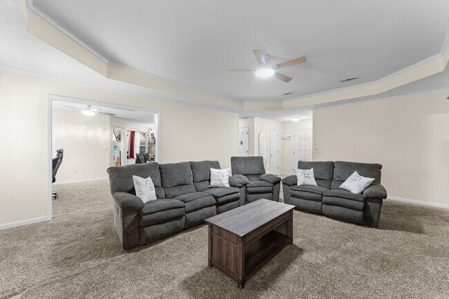 Building Photo - 107 Shallowford Cir