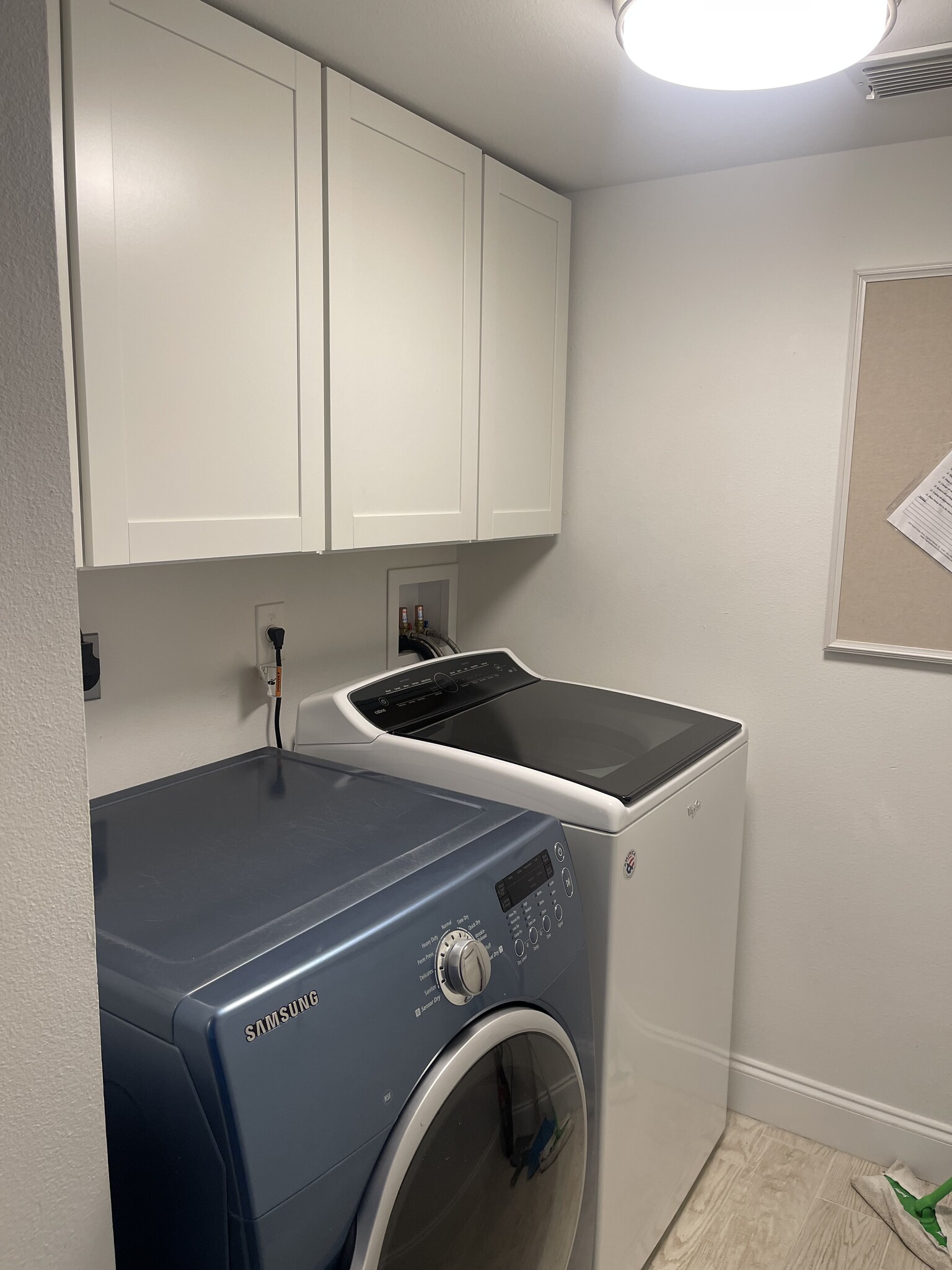 Building Photo - 3594 S Ocean Blvd