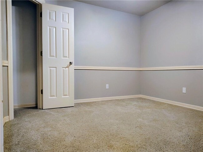 Building Photo - 311 Ketch Ct