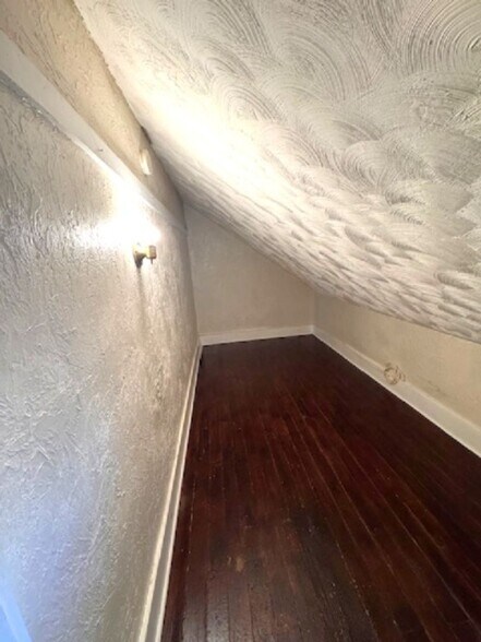 Building Photo - 7-9 Spring Street