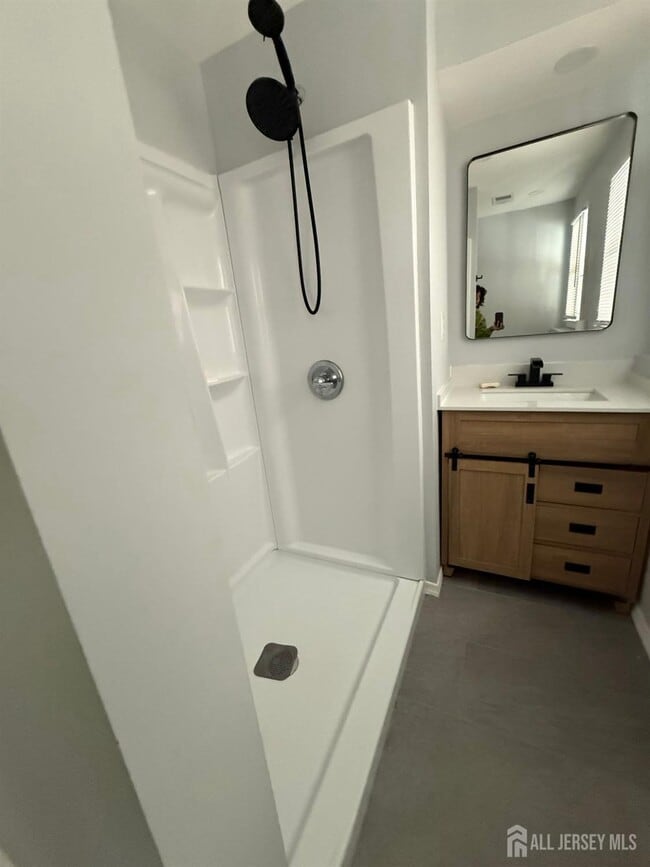 Building Photo - 25 Bartman Rd