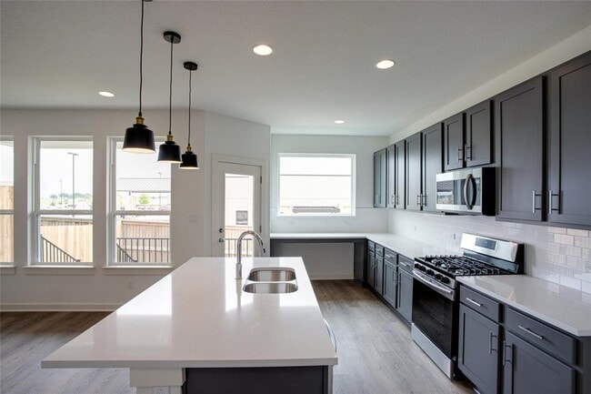 Building Photo - 5160 N A.W. Grimes Blvd