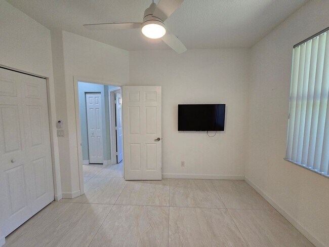 Building Photo - 739 South Ocracoke Square SW