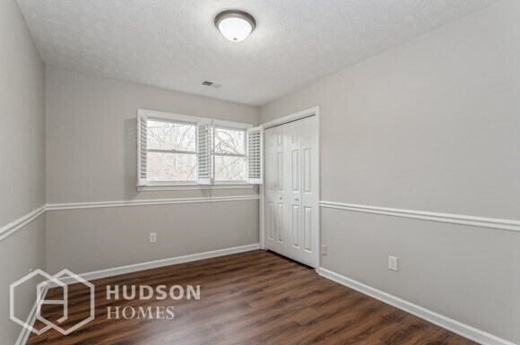 Building Photo - NOW AVAILABLE! - 2180 Huntington Dr, Logan...