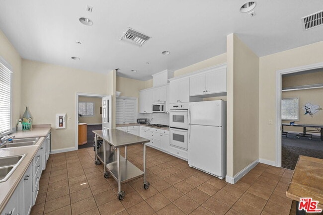 Building Photo - 15769 Agave Ave
