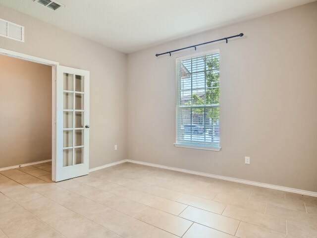 Building Photo - 303 Rustic Willow