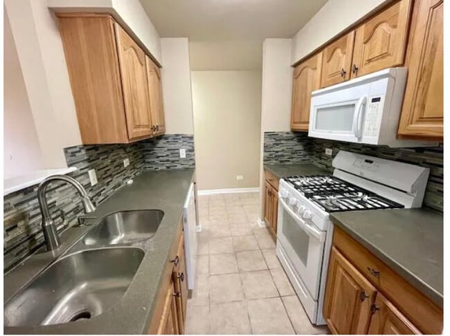 Building Photo - 2423 Durango Ln