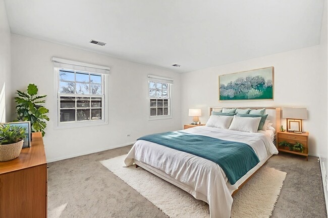 Building Photo - 1315 Jane Ave