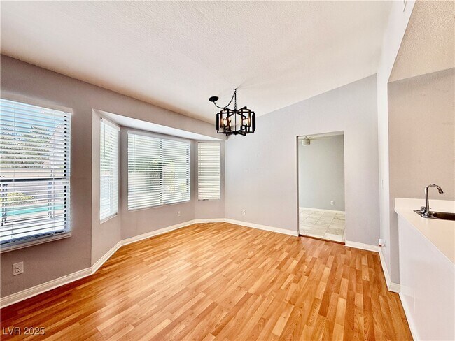 Building Photo - 9009 Feather River Ct