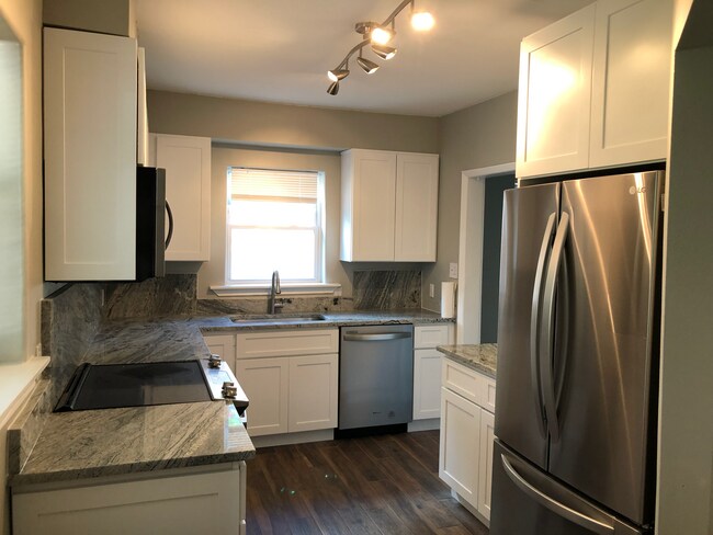 Kitchen (Side View) - 401 W Saulnier St