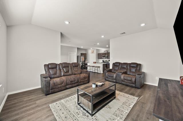 Building Photo - 702 Watermill Rd