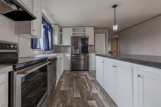 Building Photo - 240 PR 4653